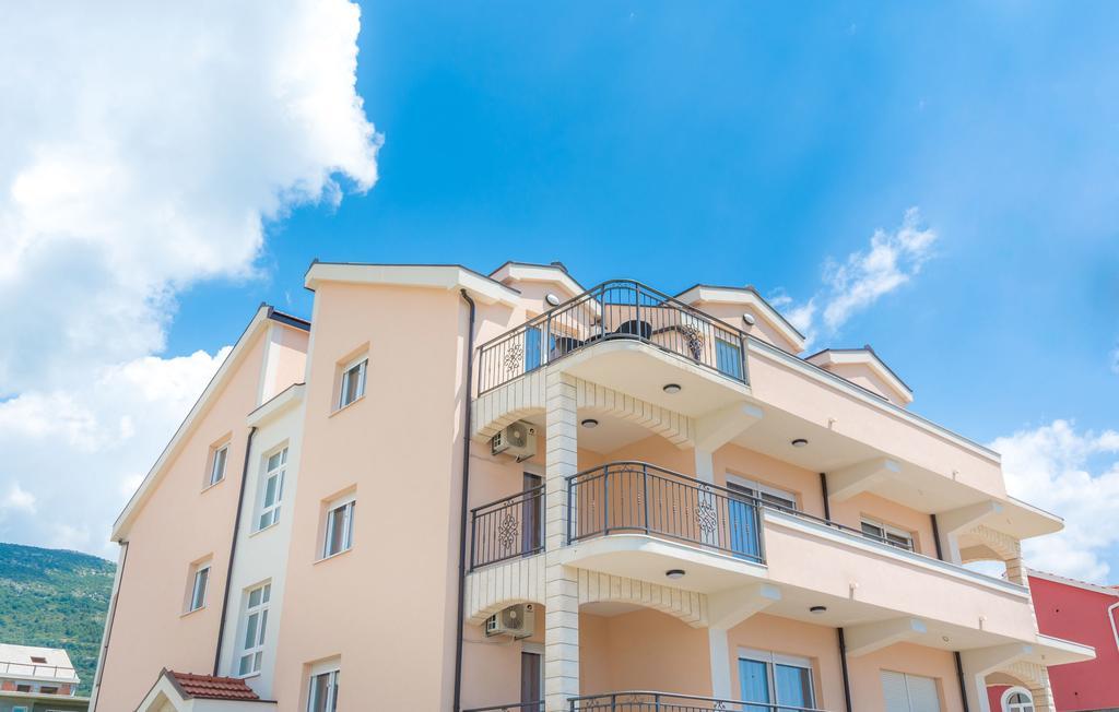 Villa Apartments Kordic Kaštela Extérieur photo